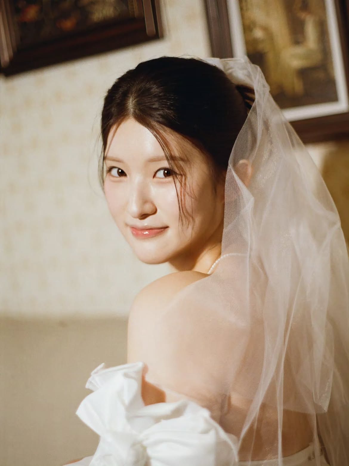 헤이미쉬 — Makeup · Bridal work 1 · 대전 | Beautia