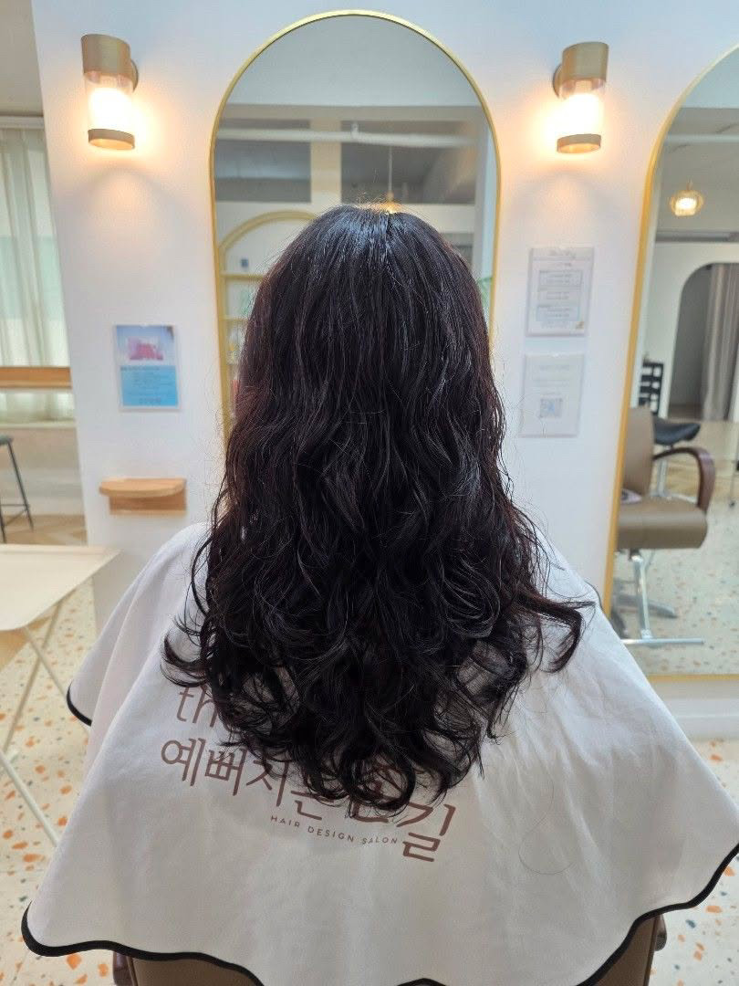 더예뻐지는손길헤어 — Hair work 2 · 서울 | Beautia