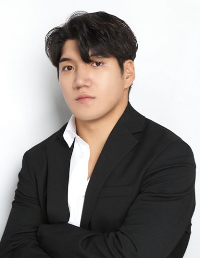 우진